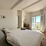 Villa La Tancade, Pour 8 Personnes Avec Vue A 5 Minutes De La De L'almanarre A