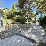 Villa La Tancade, Pour 8 Personnes Avec Vue A 5 Minutes De La De L'almanarre A