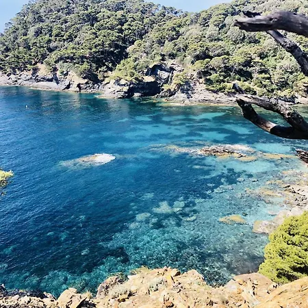 Willa La Tancade, Pour 8 Personnes Avec Vue A 5 Minutes De La De L'almanarre A