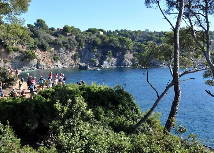 Villa La Tancade, Pour 8 Personnes Avec Vue A 5 Minutes De La De L'almanarre A
